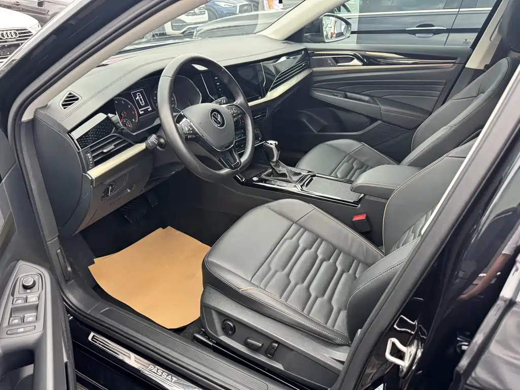 Volkswagen Passat 2021