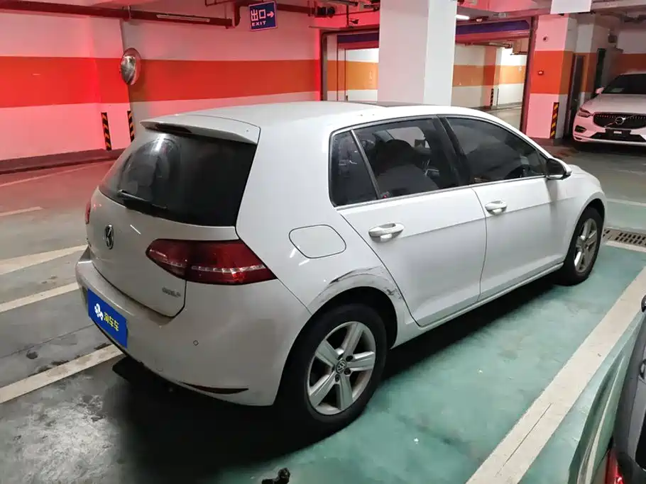 Volkswagen Golf 2016