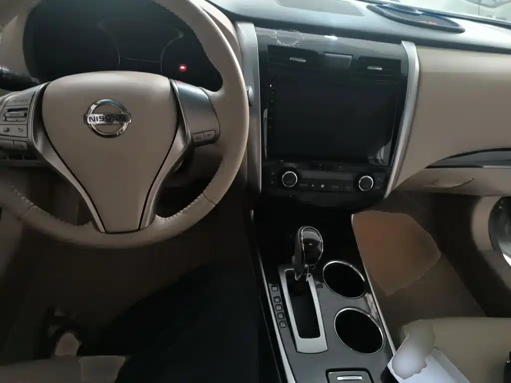 Nissan Teana 2016