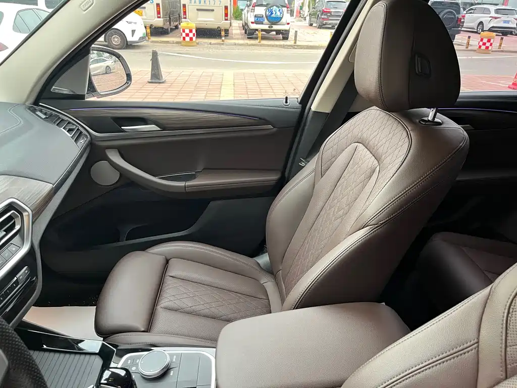 BMW X3 2022 — фото 10