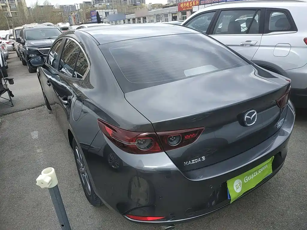 Mazda 3 Axela 2020