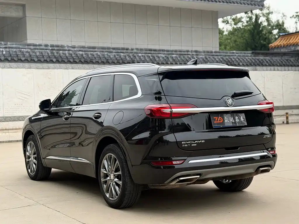 Buick Enclave 2021 — фото 18