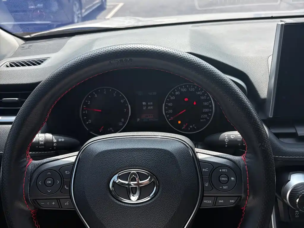 Toyota Wildlander 2021 — фото 10