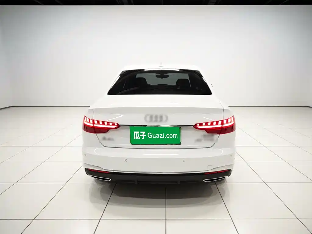 Audi A4L 2024