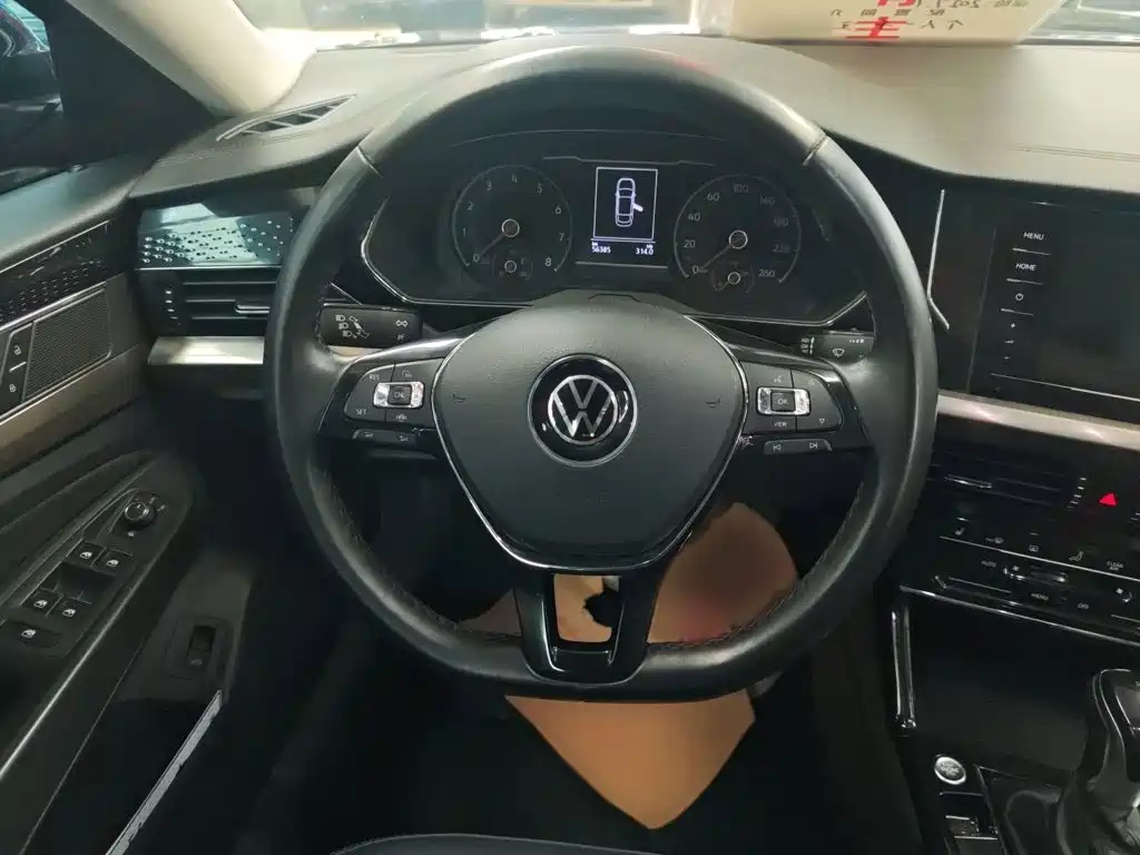 Volkswagen Passat 2021