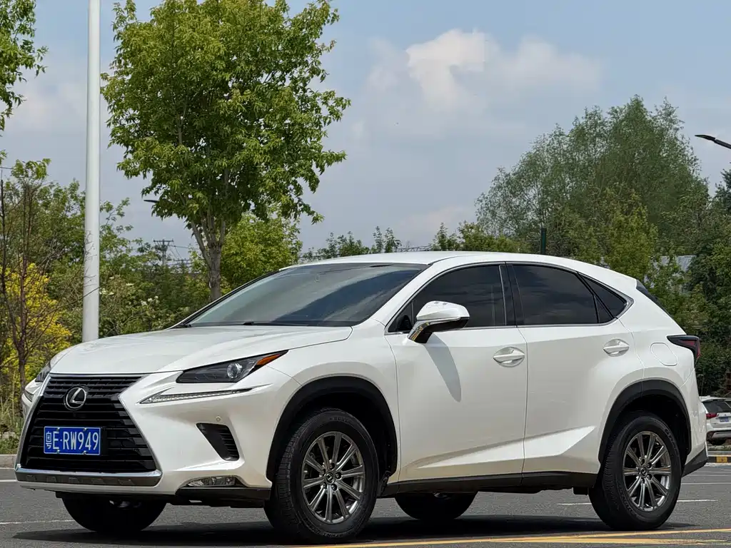 Lexus NX 2021 — фото 3