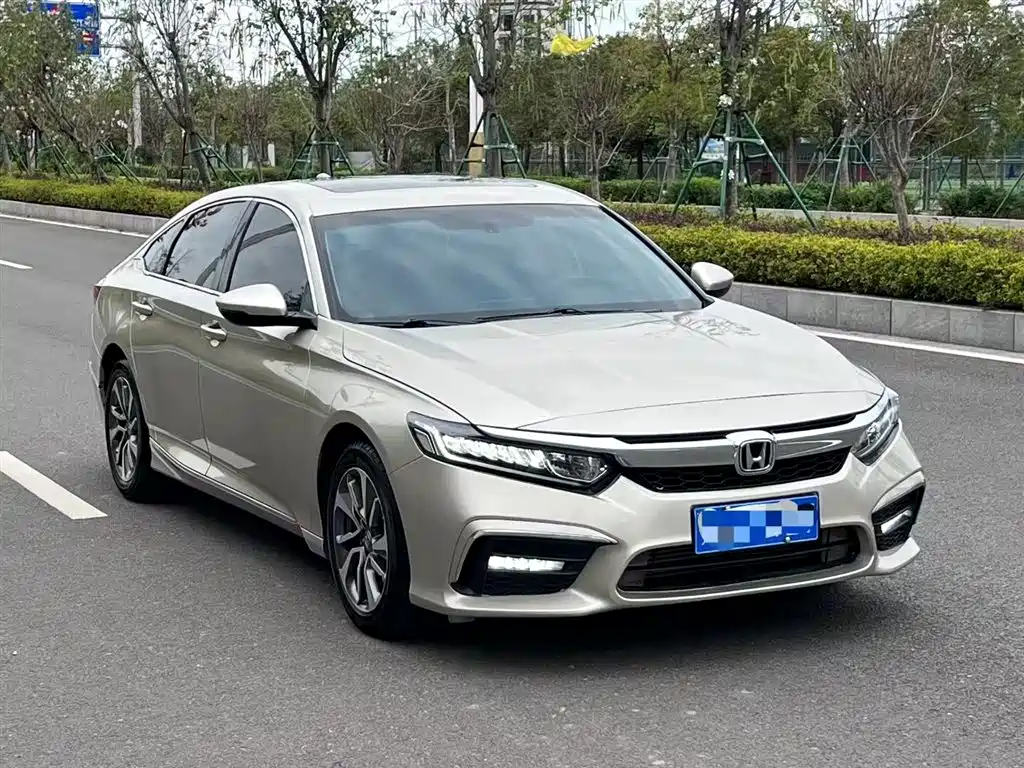 Honda Inspire 2019 — фото 3