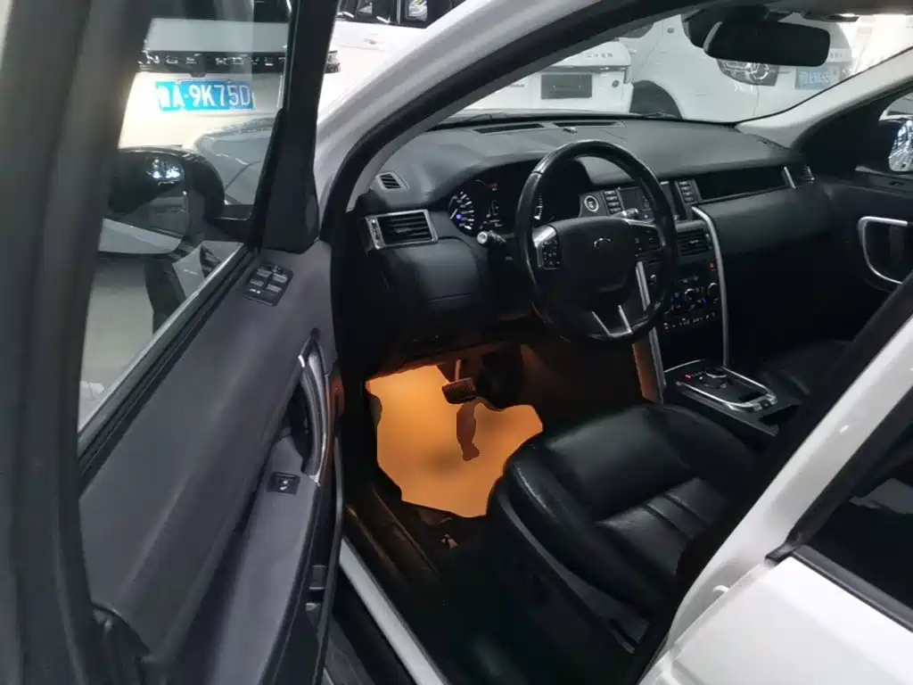 Land Rover Discovery Sport 2016 — фото 12