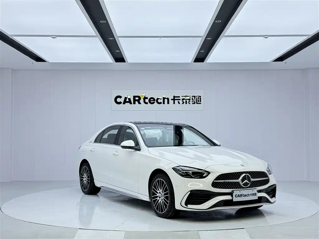 Mercedes-Benz C-Class 2024 — фото 13