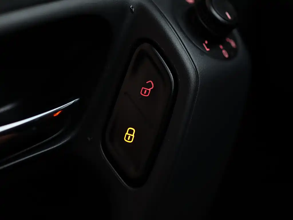 Volkswagen Polo 2019 — фото 14