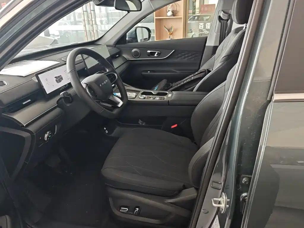 Chery Tiggo 8 PLUS 2025 — фото 15