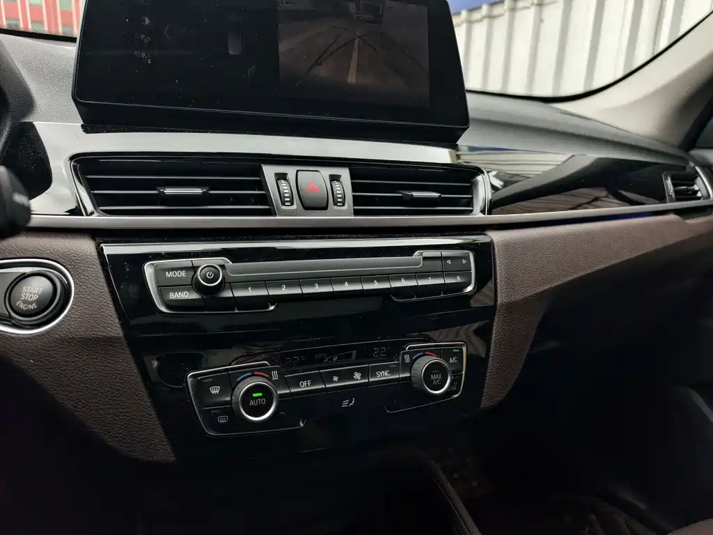 BMW X1 2021 — фото 18