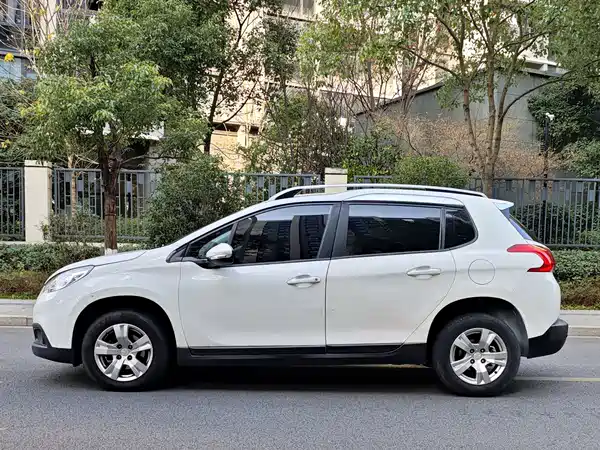 Peugeot 2008 2014