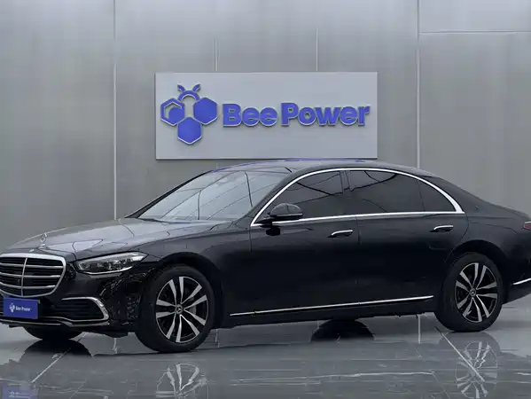 Mercedes-Benz S-Class 2023