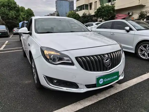Buick Regal 2016