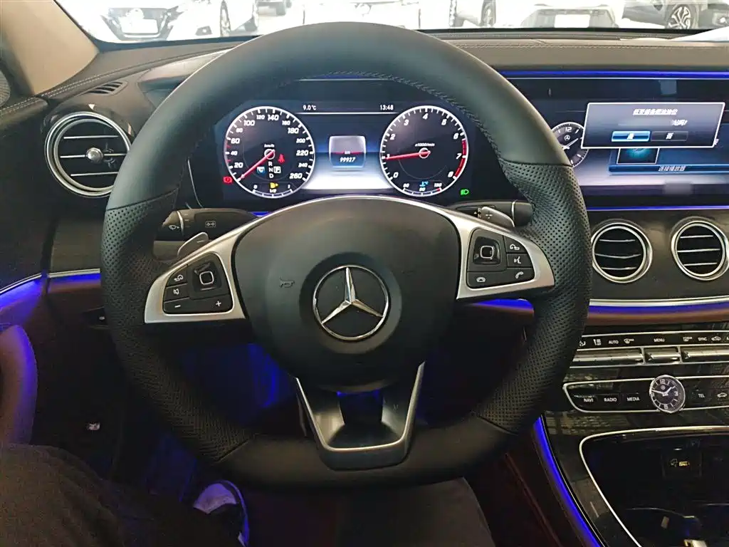 Mercedes-Benz E-Class 2017 — фото 8