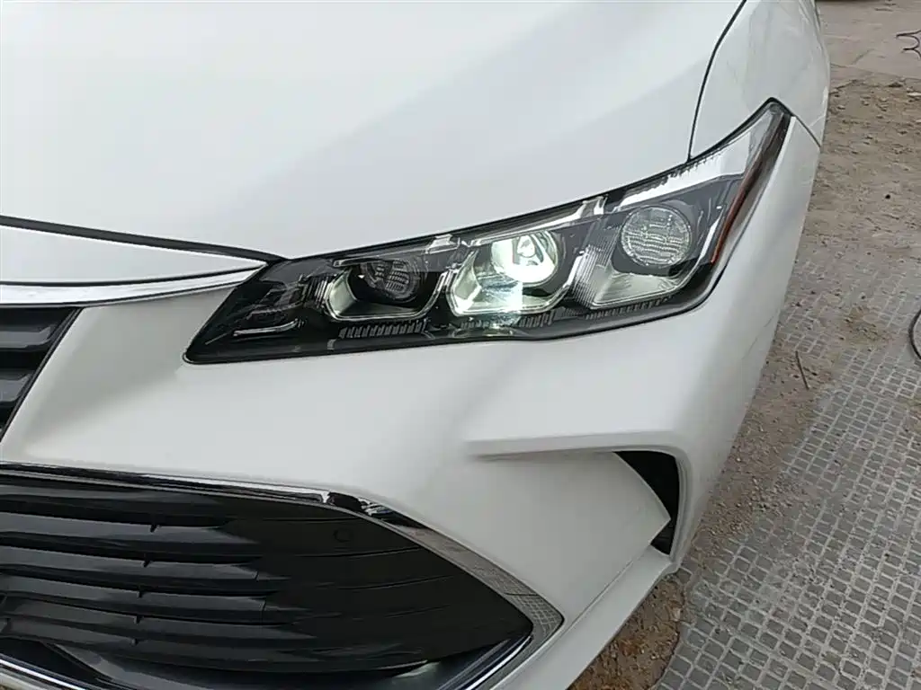 Toyota Avalon 2019 — фото 24