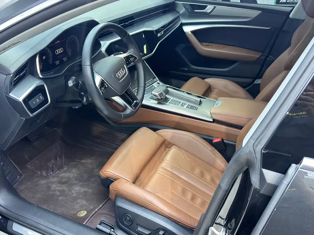 Audi A7 2021 — фото 10