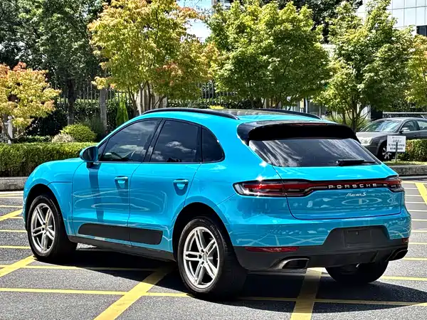 Porsche Macan 2021