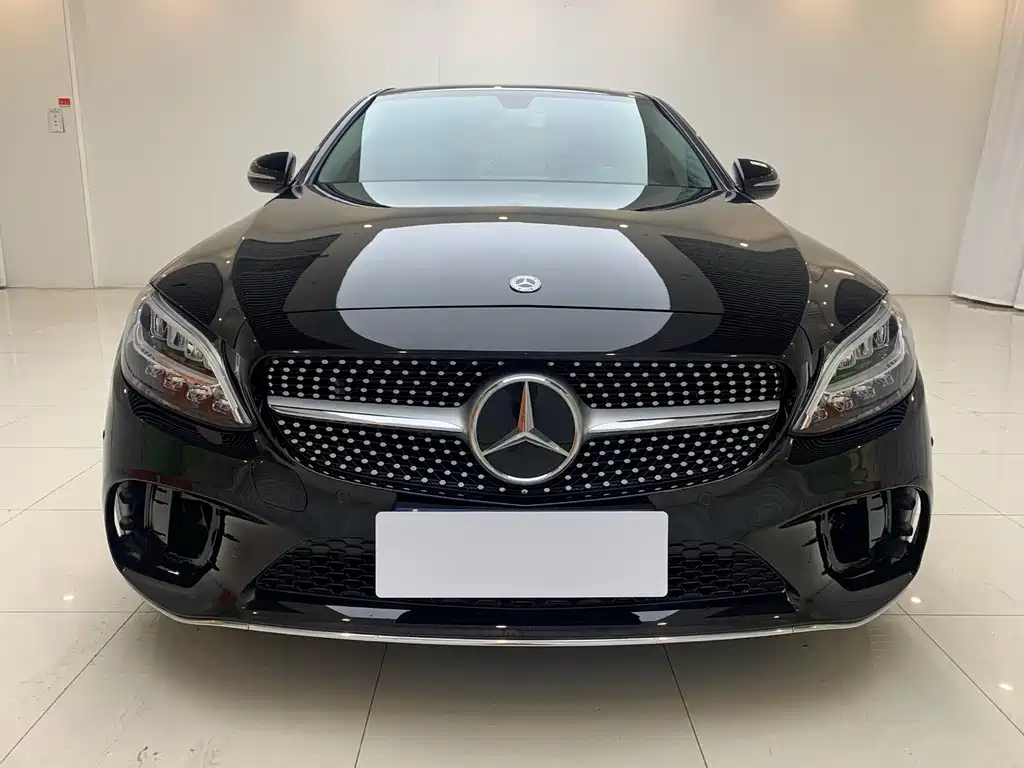 Mercedes-Benz C-Class 2020