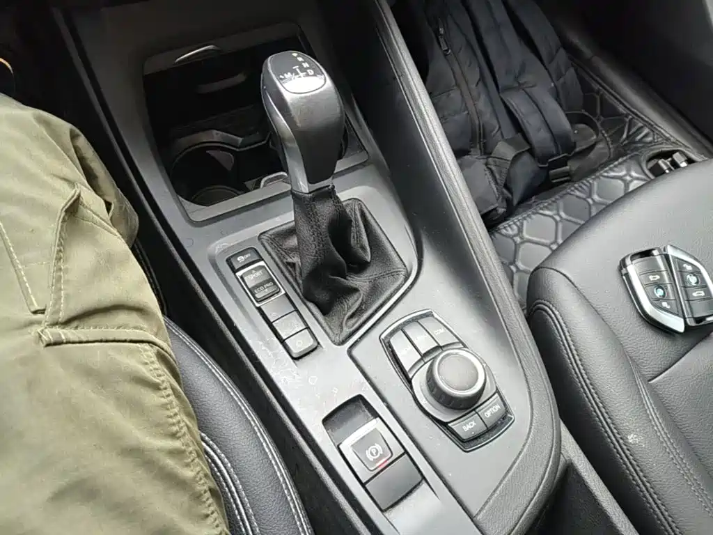 BMW X1 2018 — фото 14
