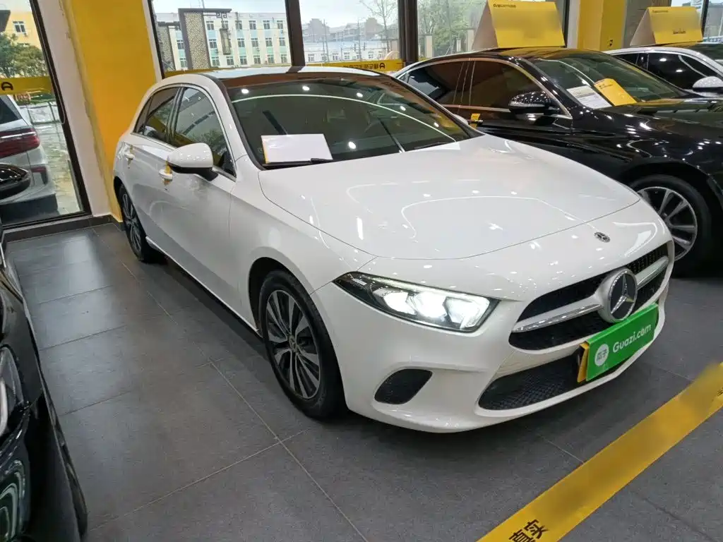 Mercedes-Benz A-Class 2021 — фото 22