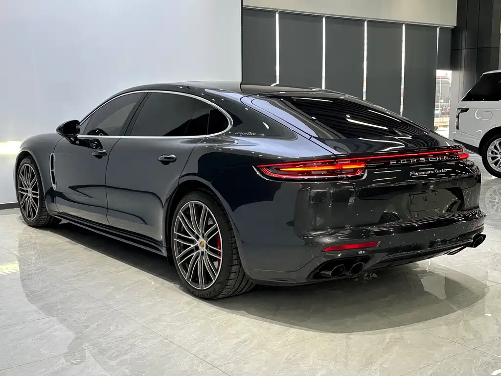 Porsche Panamera 2020 — фото 7