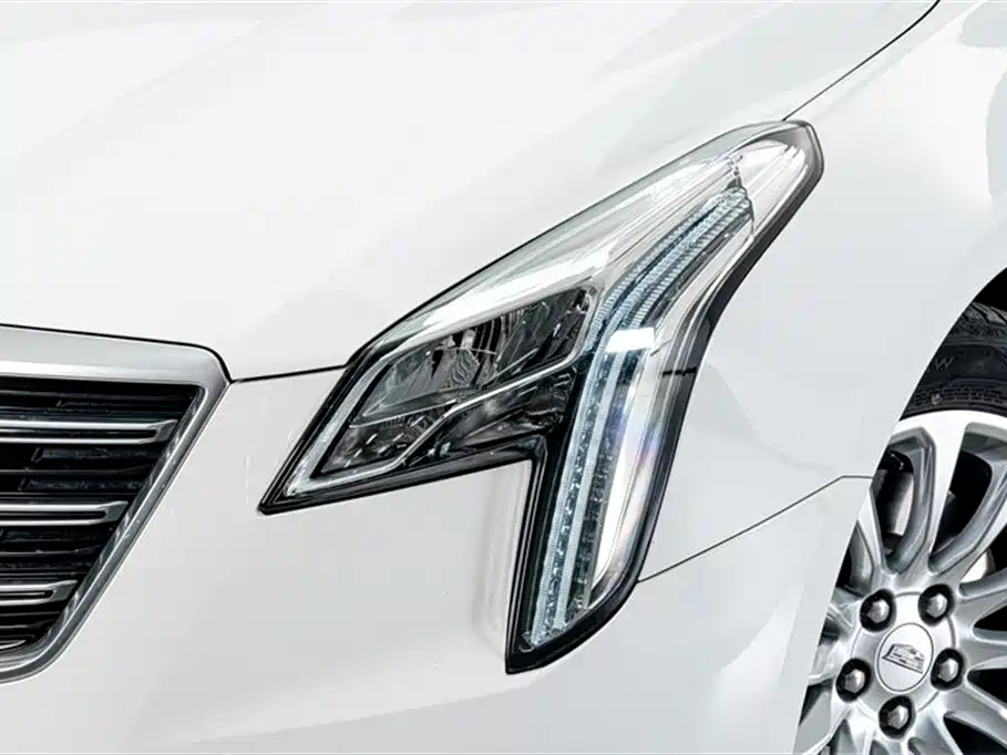 Cadillac XTS 2018 — фото 4