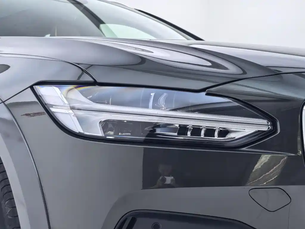 Volvo V90 2019 — фото 29