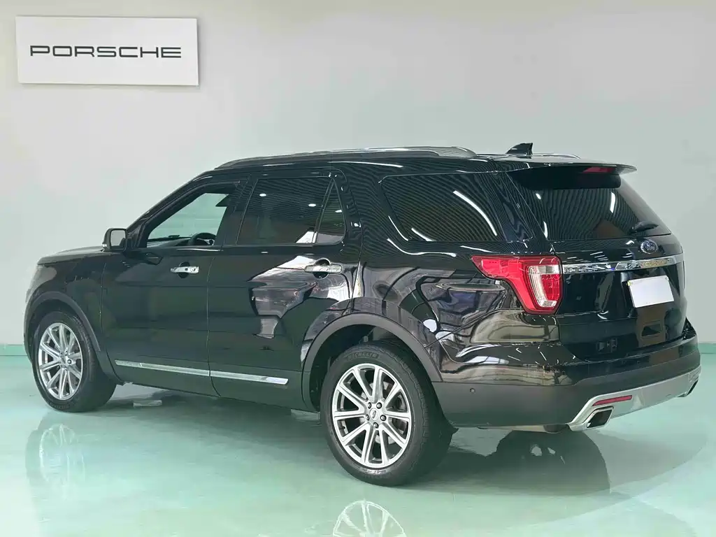 Ford Explorer 2017 — фото 4