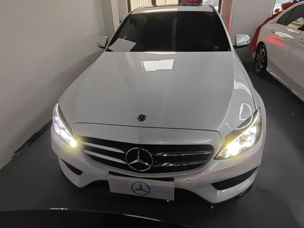 Mercedes-Benz C-Class 2018