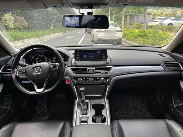 Honda Accord 2021