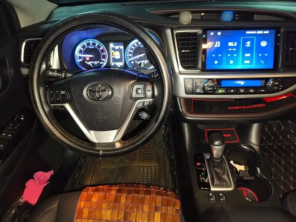Toyota Highlander 2018 — фото 3