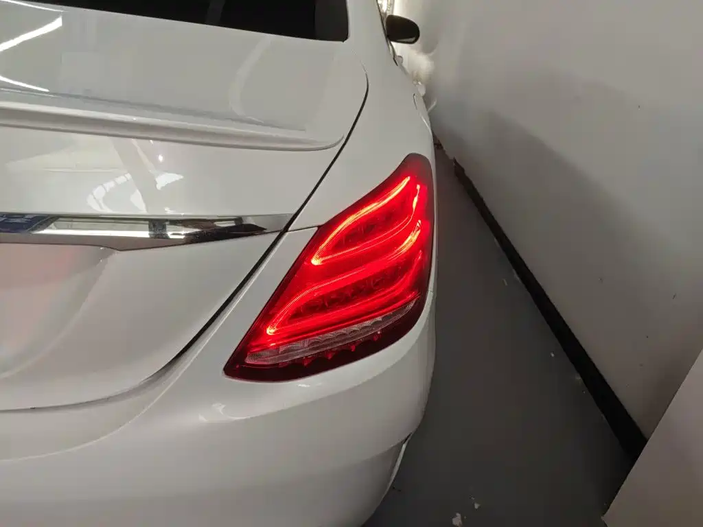 Mercedes-Benz C-Class 2018 — фото 24