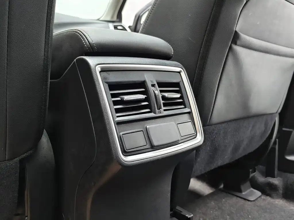 Subaru Forester 2022 — фото 21