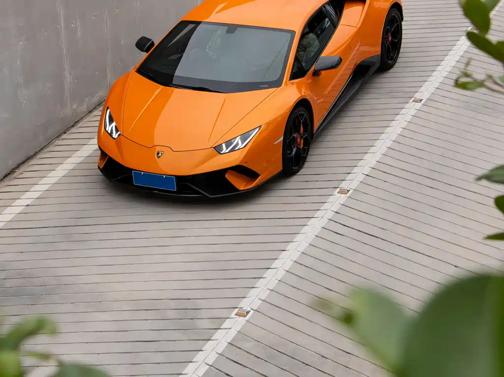 Lamborghini Huracán 2019 — фото 2
