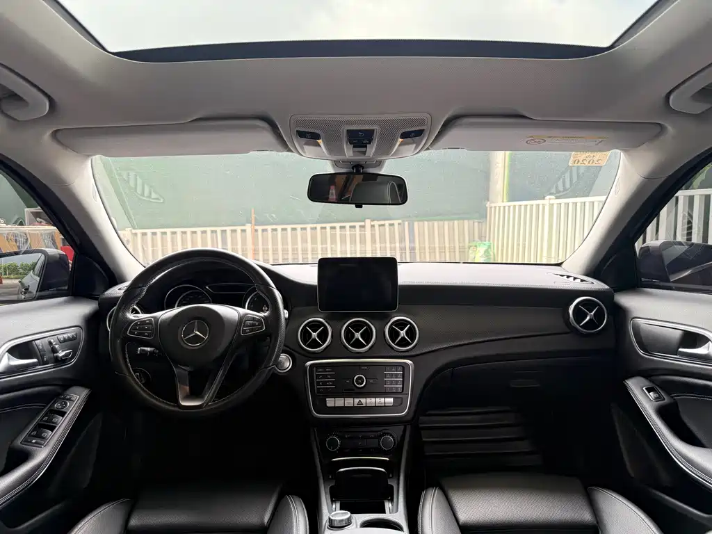 Mercedes-Benz GLA 2018 — фото 9