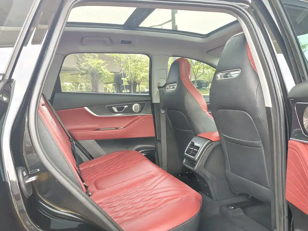 Chery Tiggo 7 PLUS 2025 — фото 8
