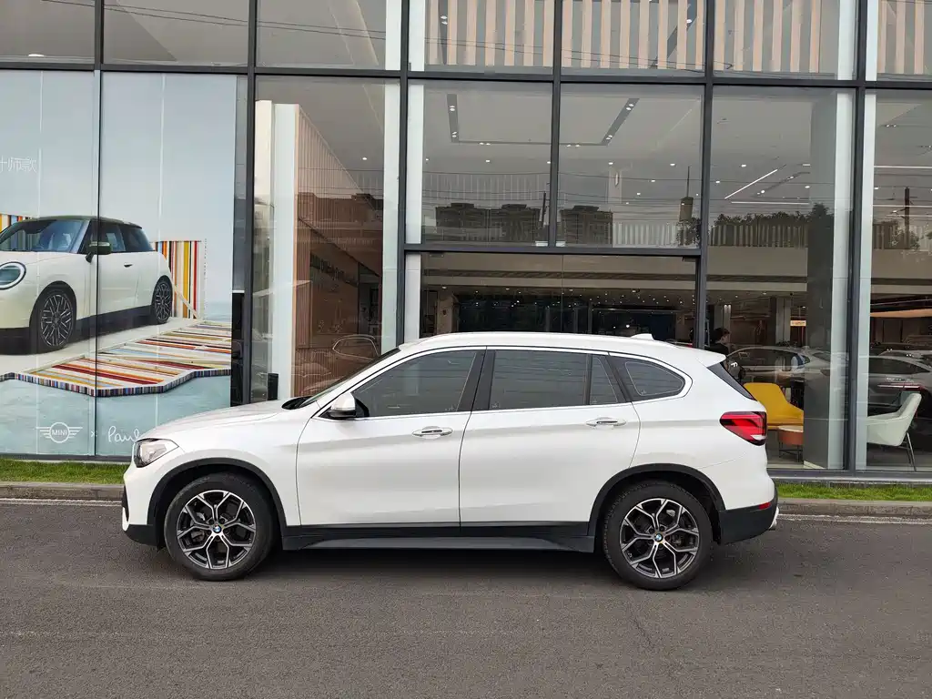 BMW X1 2022 — фото 10