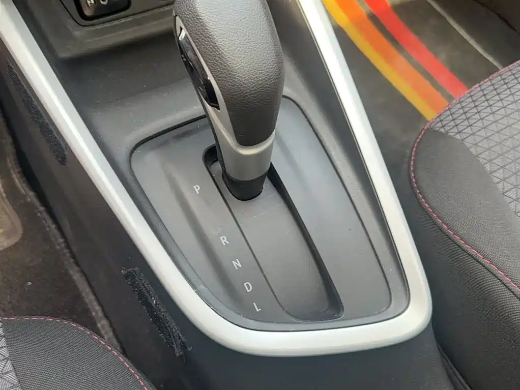 Chevrolet Cavalier 2020 — фото 10