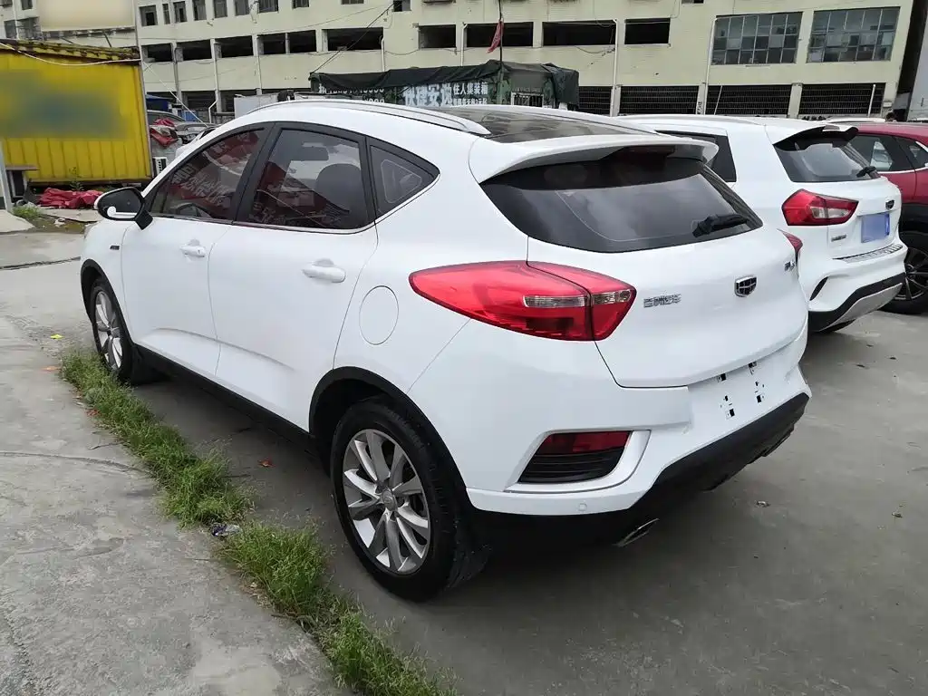 Geely Emgrand GS 2018 — фото 5
