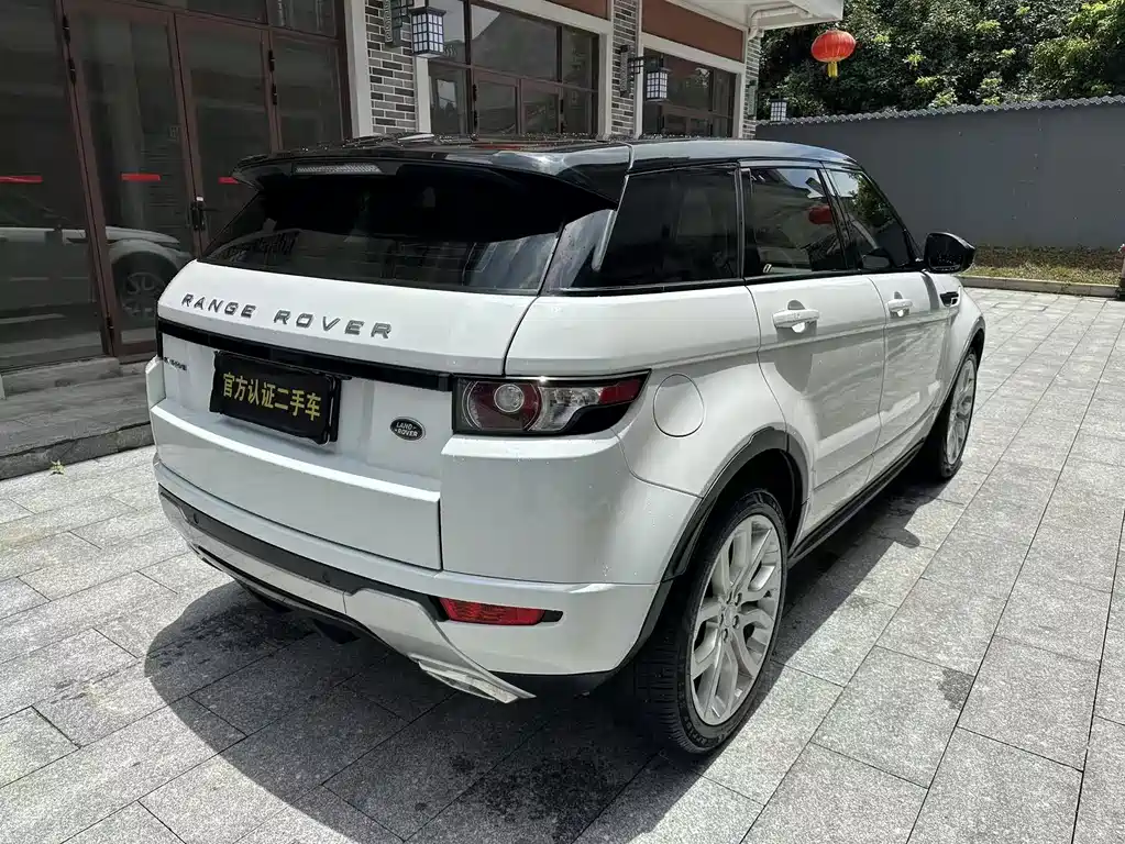 Land Rover Evoque 2016 — фото 9