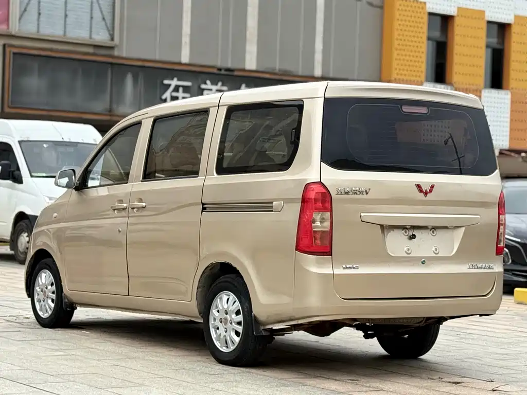 Wuling Rongguang V 2018 — фото 15