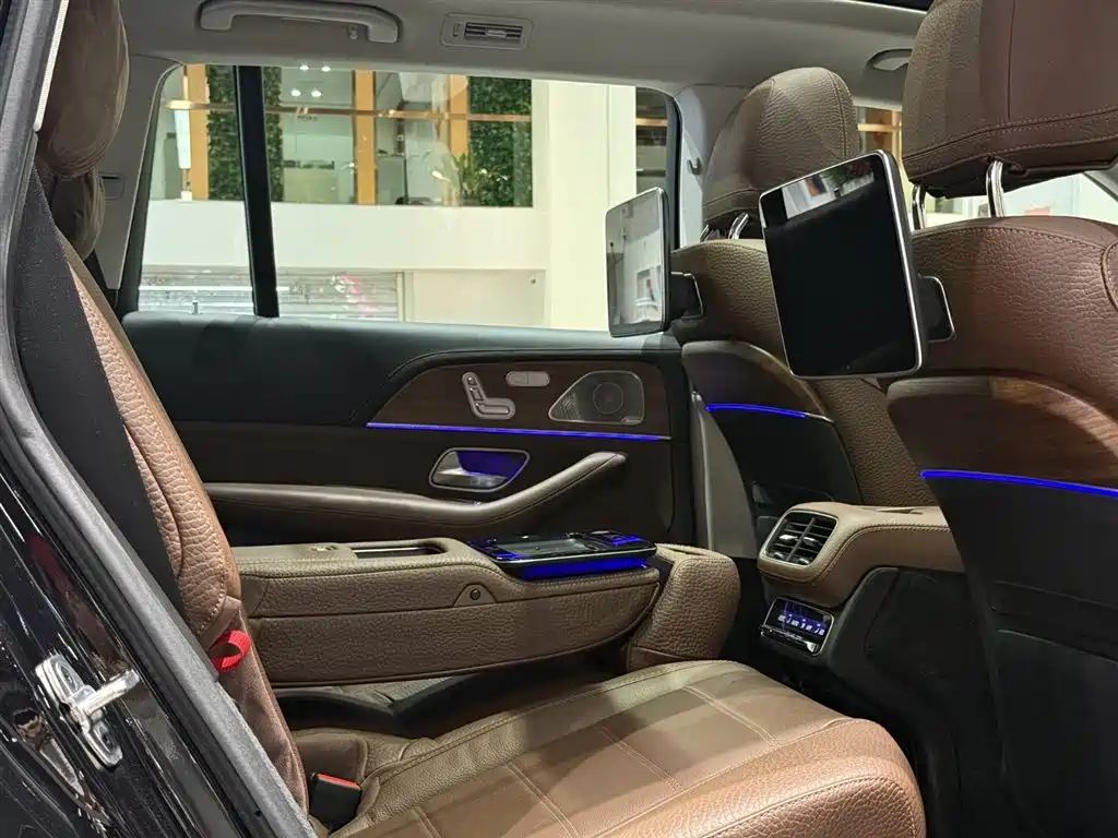 Mercedes-Benz GLS 2024 — фото 20