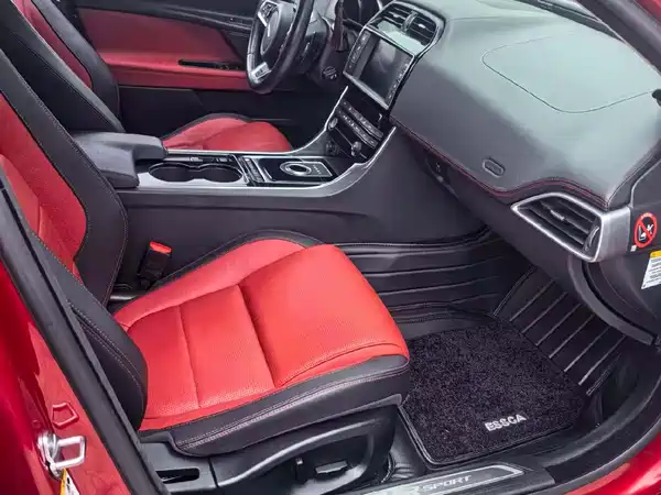 Jaguar XE 2015