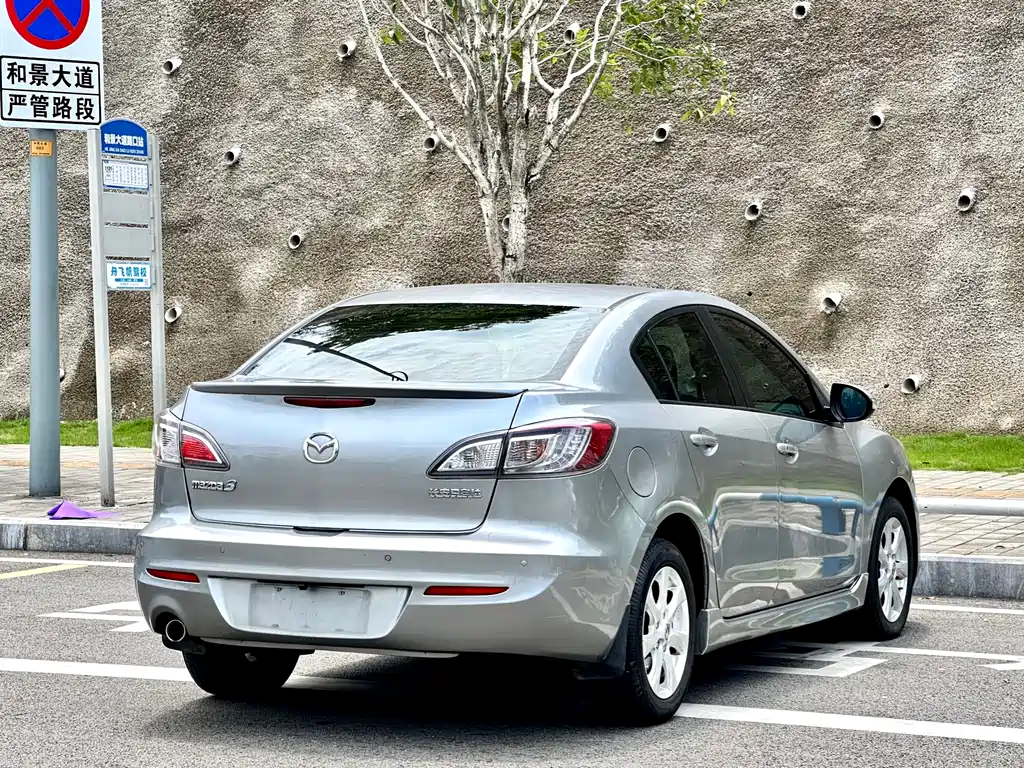 Mazda 3 Xingcheng 2013 — фото 4