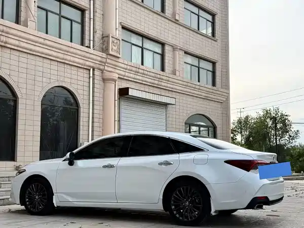 Toyota Avalon 2022