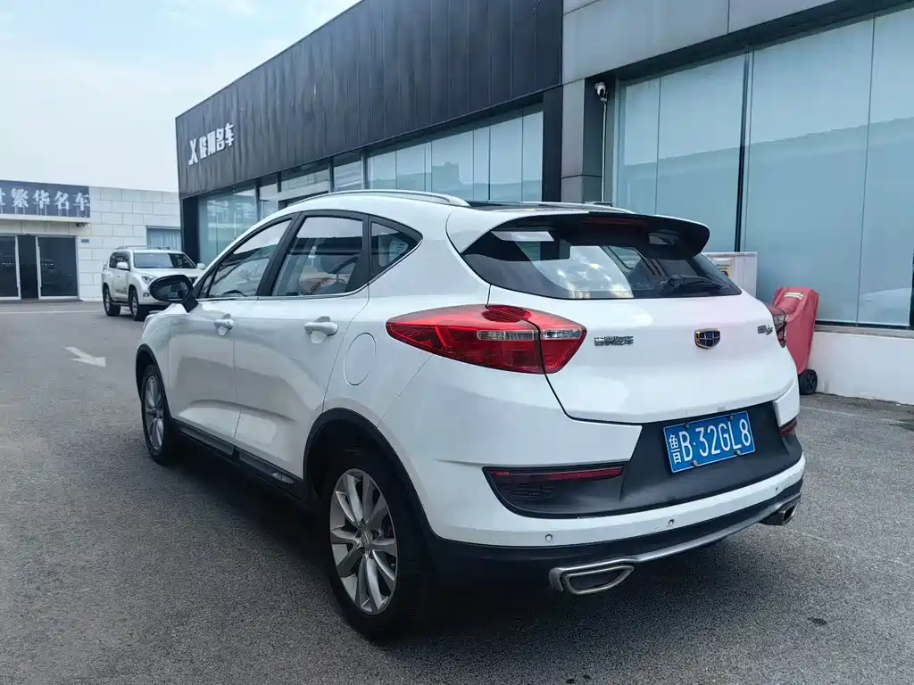Geely Emgrand GS 2017 — фото 6
