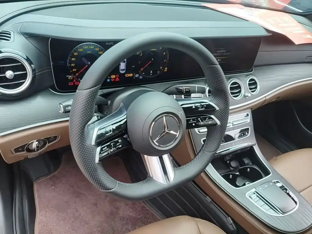 Mercedes-Benz E-Class 2021 — фото 11