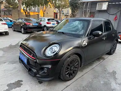 MINI MINI 2018